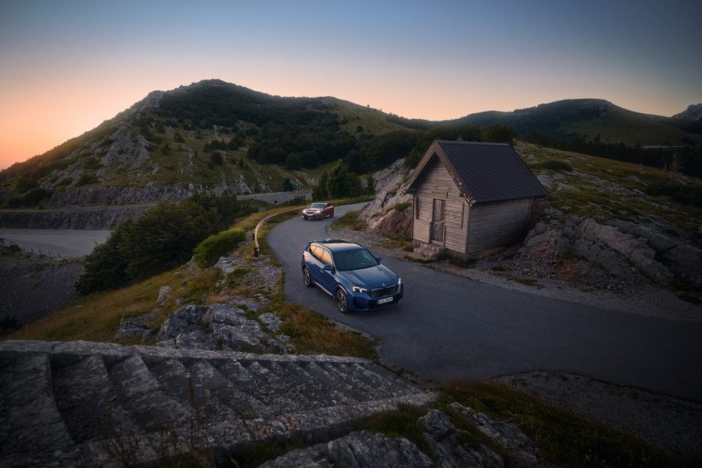 Cómo elegir un SUV eléctrico para viajes largos por España: 6 claves más allá de la autonomía Cómo elegir un SUV eléctrico para viajes largos por España: 6 claves más allá de la autonomía