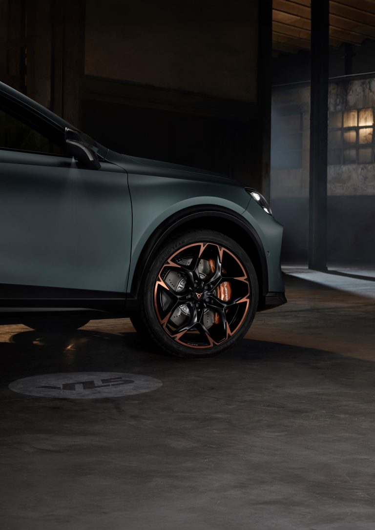 Etiqueta CERO o ECO en un SUV compacto: qué te conviene según dónde vivas Etiqueta CERO o ECO en un SUV compacto: qué te conviene según dónde vivas