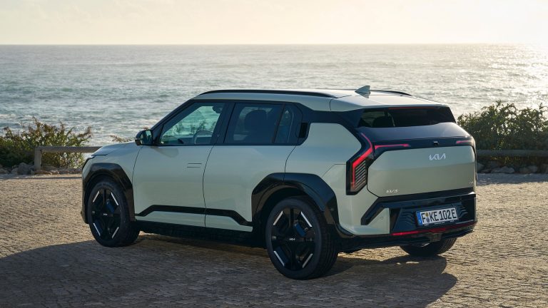 Los 7 SUV compactos eléctricos con mejor garantía de batería en 2026 Los 7 SUV compactos eléctricos con mejor garantía de batería en 2026