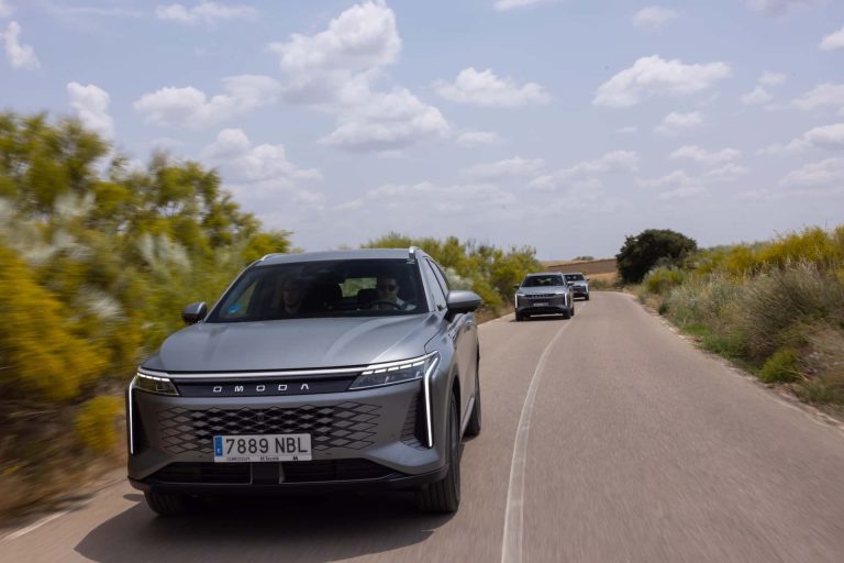 Los 6 SUV chinos premium con mejor equipamiento tecnológico de serie en 2026 Los 6 SUV chinos premium con mejor equipamiento tecnológico de serie en 2026