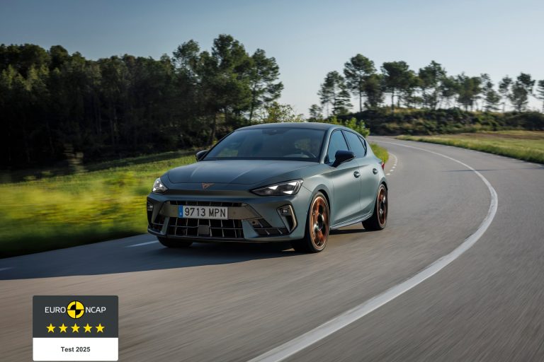 Review del MG4: el compacto eléctrico que sigue marcando el precio de referencia en 2026