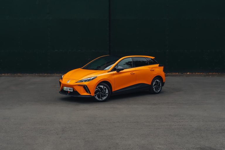 Los 6 compactos eléctricos por debajo de 35.000 € con mejor relación autonomía/precio en 2026