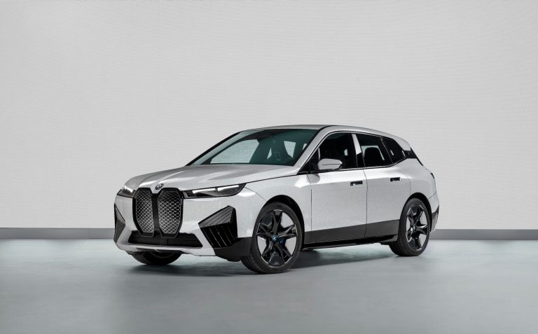 Qué es el modo save de batería en un SUV PHEV y cuándo conviene activarlo Qué es el modo save de batería en un SUV PHEV y cuándo conviene activarlo