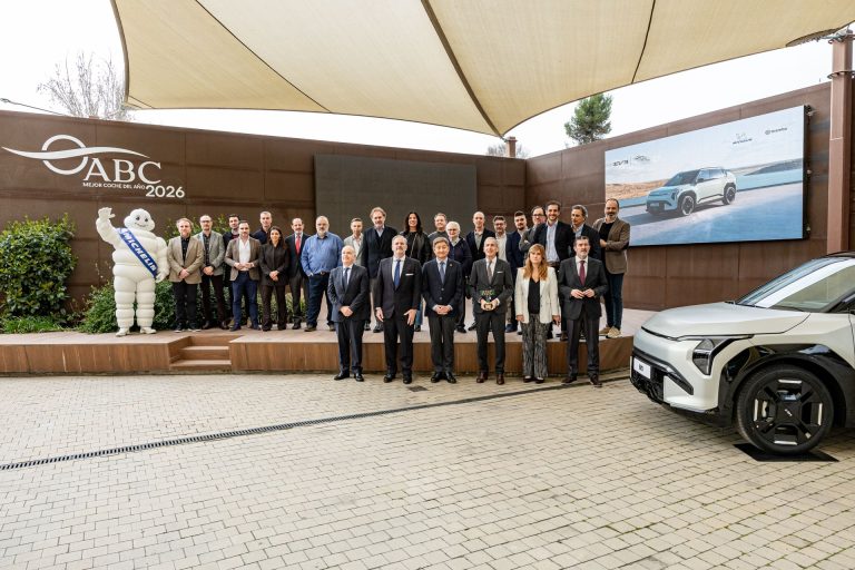 Los 6 SUV eléctricos compactos por debajo de 4,5 metros con mejor autonomía WLTP en 2026 Los 6 SUV eléctricos compactos por debajo de 4,5 metros con mejor autonomía WLTP en 2026
