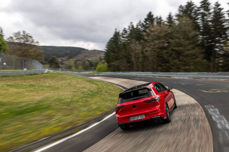 Cómo elegir un compacto PHEV en 2026 si vas a pasar del diésel de empresa al enchufable Cómo elegir un compacto PHEV en 2026 si vas a pasar del diésel de empresa al enchufable