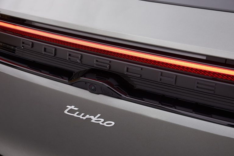 Los 7 SUV eléctricos familiares con mejor comportamiento dinámico en curva rápida en 2026 Los 7 SUV eléctricos familiares con mejor comportamiento dinámico en curva rápida en 2026