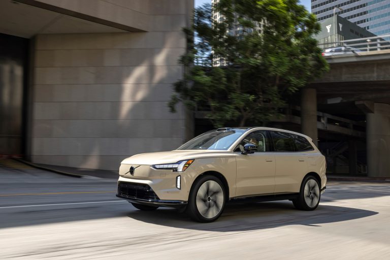 Los 7 SUV eléctricos con mejor head-up display de realidad aumentada en 2026